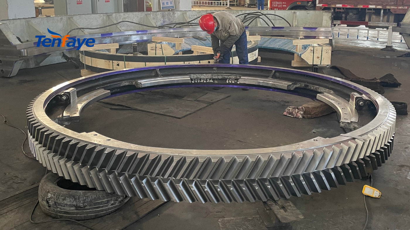 <Tenfaye: 1-150T Heavy-Duty Herringbone Gear Casting - Tenfaye Steel Casting