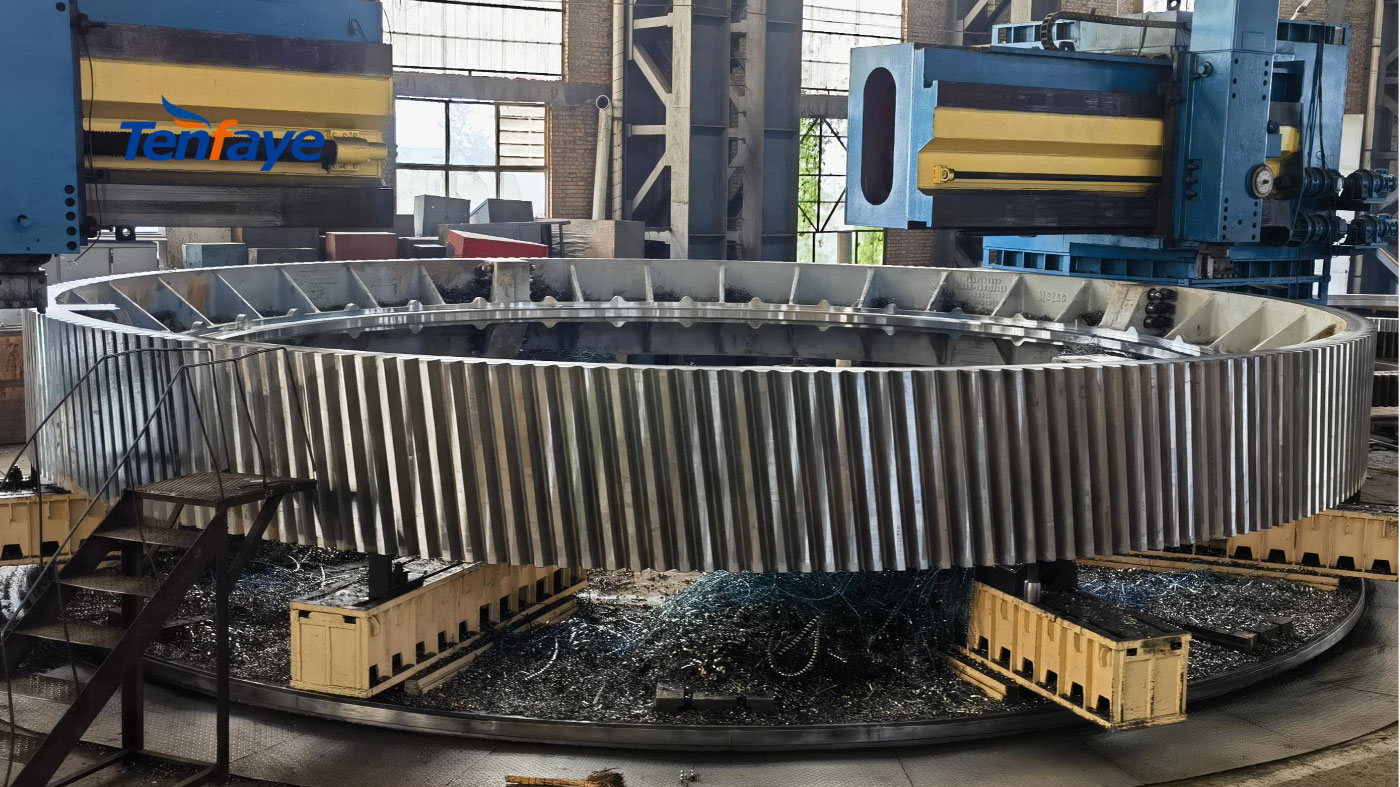 <Girth Gear & Pinion for Ball Mills: How to Extend Their Service Life? - Tenfaye Steel Casting