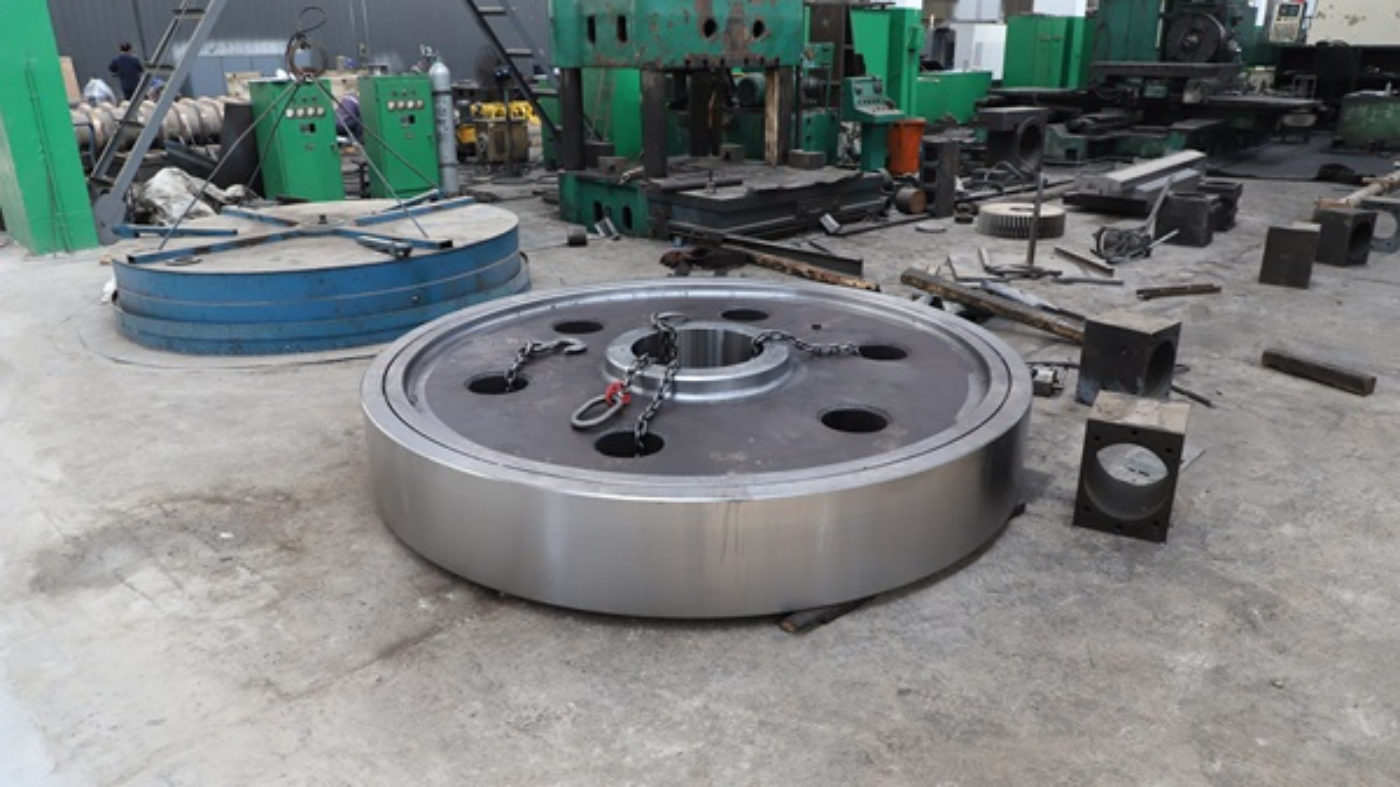 <How to Choose a Rotary Kiln Support Roller Manufacturer? - Tenfaye Steel Casting