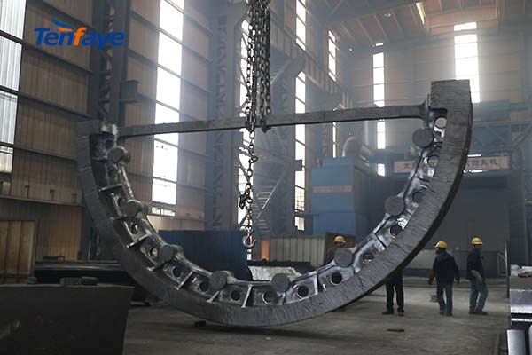 Cast steel girth gear specifications: material grades, accuracy and NDT options